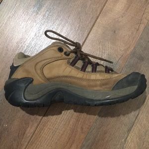 Hi-Tec Hiking boots 🥾